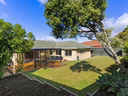 71 Kath Hopper Drive, Orewa