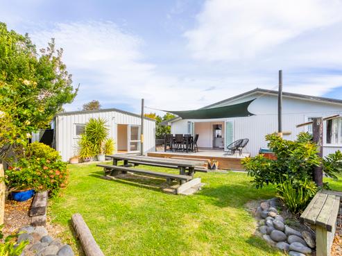 10 Ireland Place, Pirimai