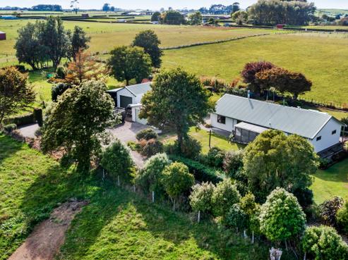 116 Clifford Road, Eltham