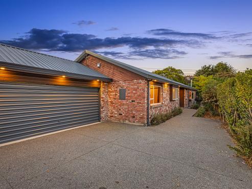 152 Hawthornden Road, Avonhead