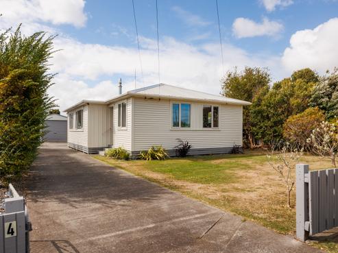 4 Johnson Street, Bulls