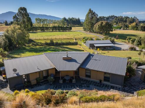 61 William Stephen Road, Te Anau