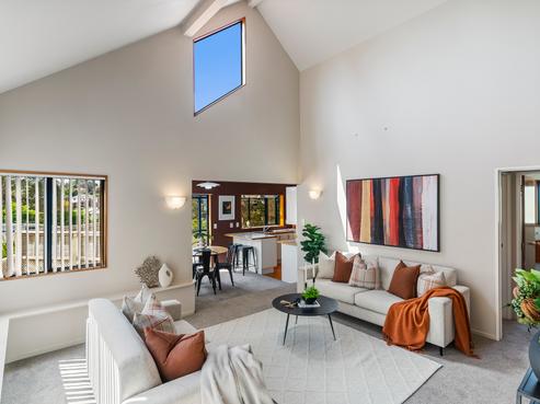 44B Knightsbridge Drive, Forrest Hill