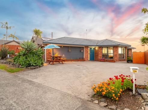 134 Charles Prevost Drive, The Gardens