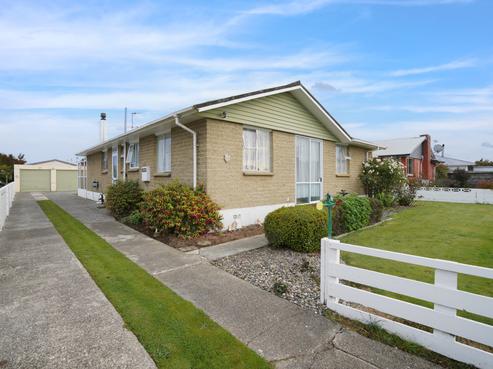 53 Glenalmond Crescent, Rockdale