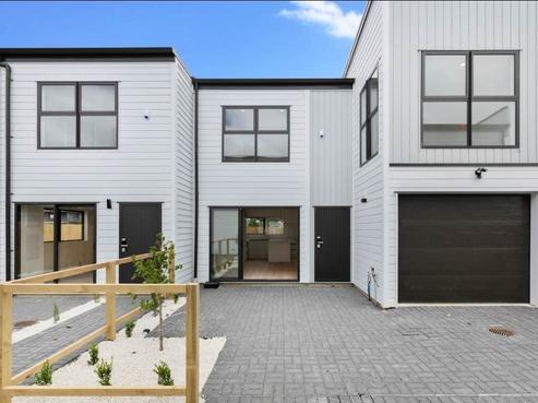 7D Agar Place, Favona