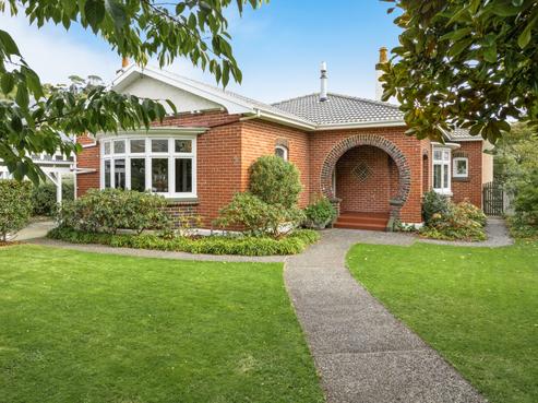 10 Sandringham Street, Saint Clair