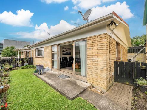 3/12 Wood Street, Papakura