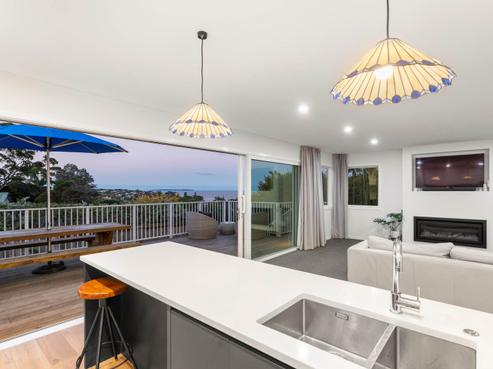 1/21 Mizpah Road, Waiake