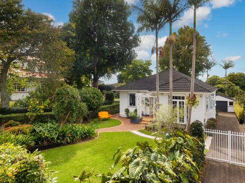 38 Mount Albert Road, Mount Albert