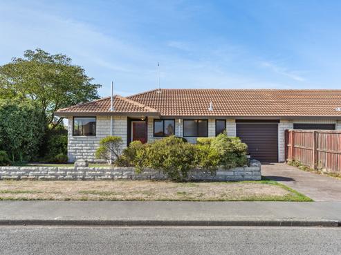 2/2 Thornhill Place, Sockburn