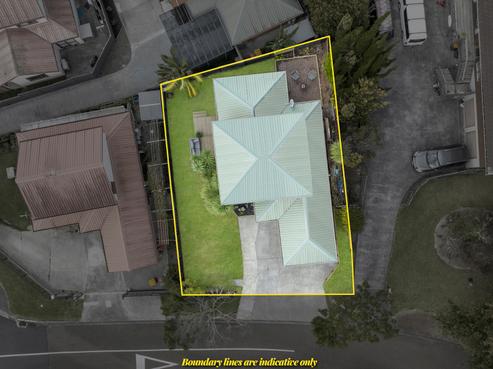 2/2 Lyell Court, Clover Park