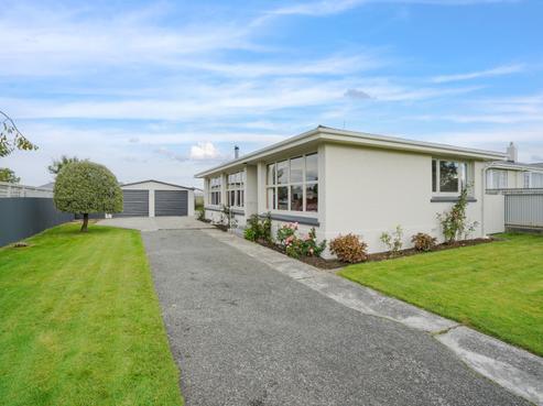 119 Derwent Crescent, Glengarry