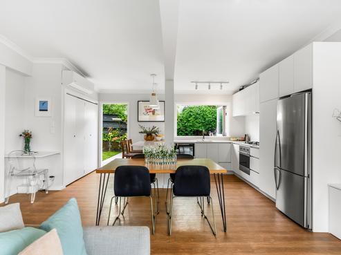 2/17 Seacliffe Avenue, Belmont
