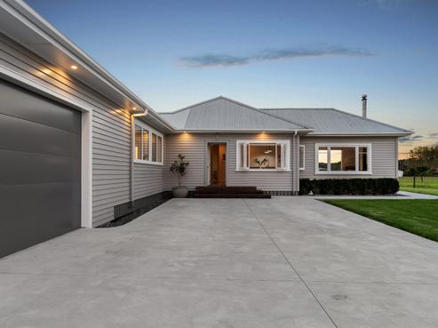 13 Trotting Course Drive, Kumeu