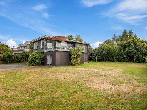 11 Alberta Street, Acacia Bay