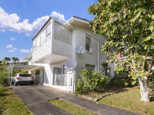 28 Simkin Avenue, Saint Johns