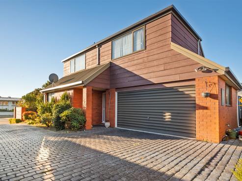 138 Greers Road, Burnside
