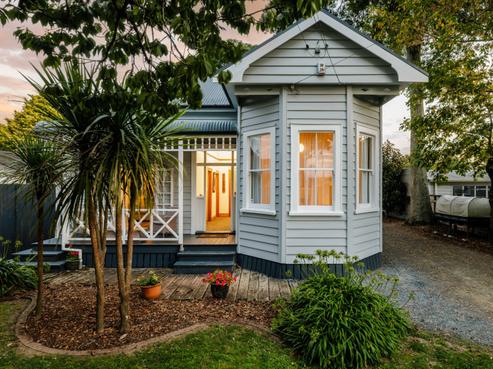 84 Albert Street, Hamilton East