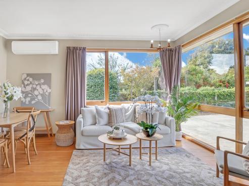 120 Saint Martins Road, Saint Martins