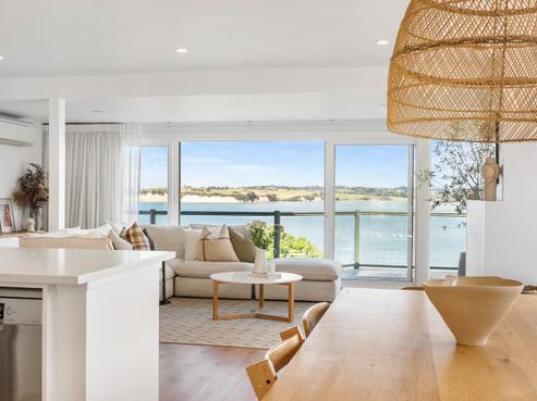 785 Whangaparaoa Road, Manly