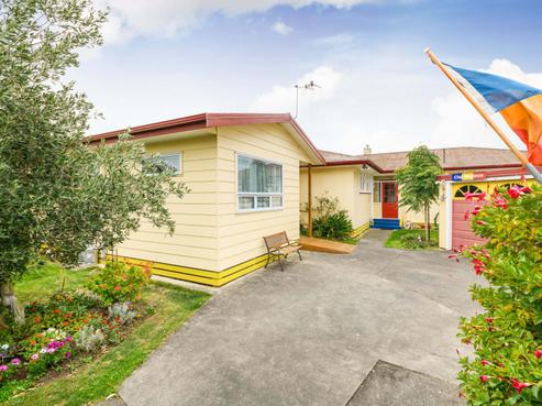 7 Exeter Crescent, Takaro