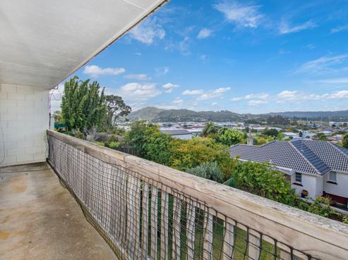 4/51A Anzac Road, Morningside