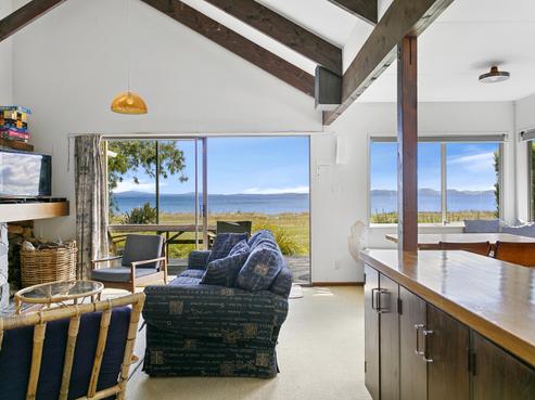 15 Waitetoko Road, Lake Taupo (East)
