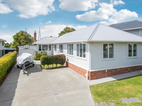 45 Flanshaw Road, Te Atatu South