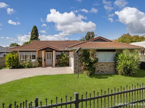 4 Worcester Drive, Rototuna North