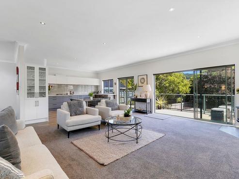 12 Dowling Grove, Silverstream