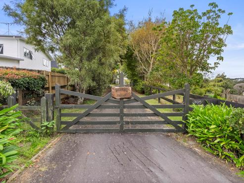 305 Hill Road, The Gardens