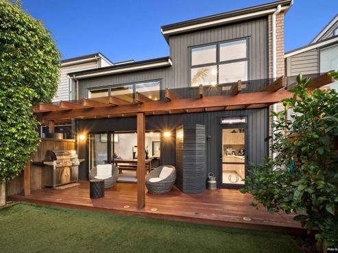 28 Liquidambar Drive, Hobsonville