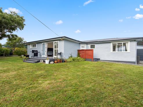 2 Westminster Road, Wainuiomata