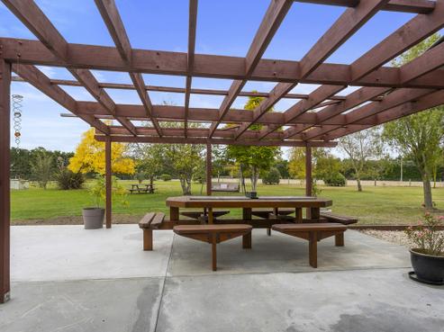 439 Johns Road, Fernside