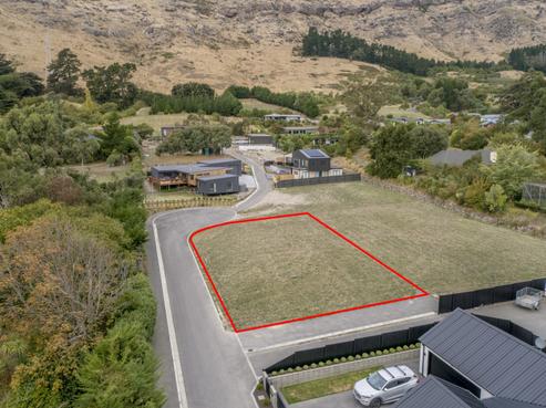 10 Matuku Lane, Heathcote Valley