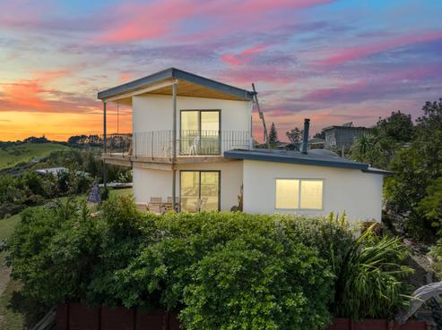 4 Askew Avenue, Rakino Island