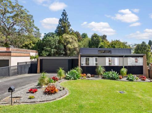 10 Cezanne Place, New Lynn