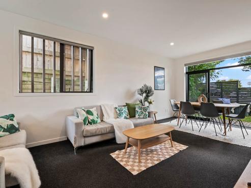 12/50 Ocean View Road, Northcote