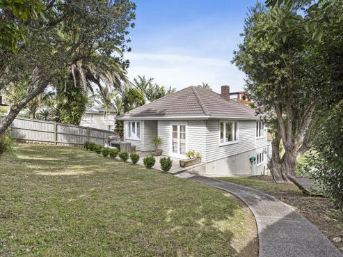 99 Cook Street, Cockle Bay