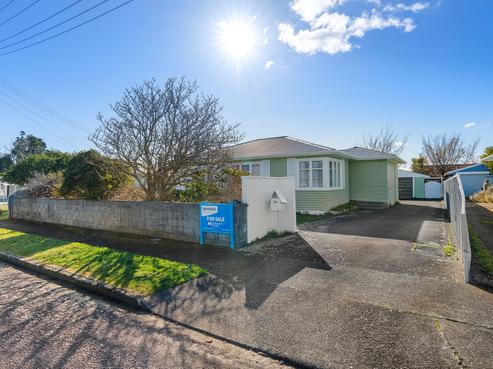 14 Konini Street, Levin