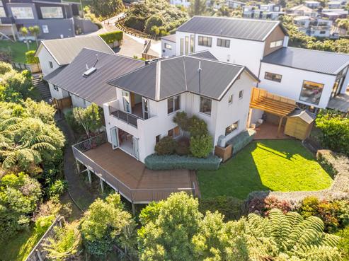 27 Meadowbank Drive, Belmont