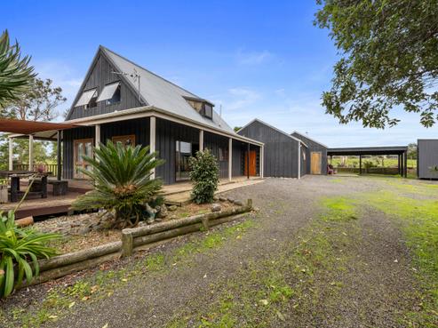 208 Morrison Road, Pukekawa