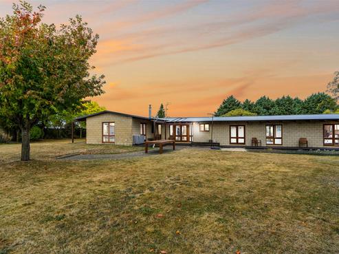 21 Bowie Drive, Woodend