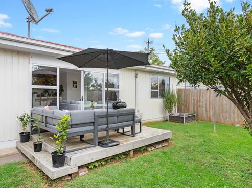 2/18 Koromiko Street, New Lynn