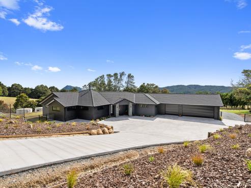 38 Dalkeith Drive, Kauri