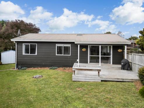 6A Robyn Hyde Place, Leamington