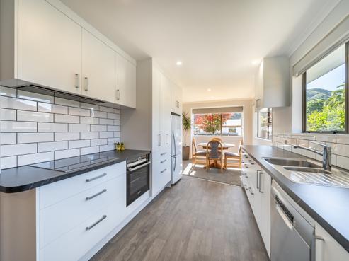 83 Pasadena Crescent, Totara Park