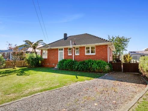 8 Guiness Street, Avalon