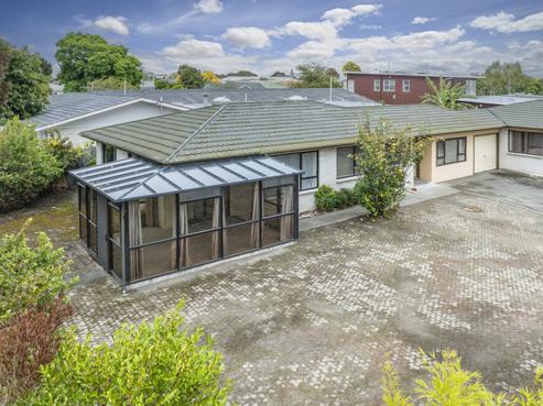 207A King Street South, Hastings